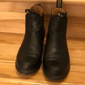 Blundstone Heeled Chelsea Boots